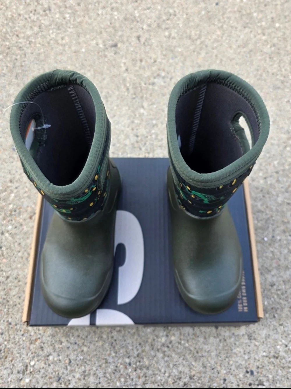Bogs Green Waterproof Pull-On Boots Big Boys 3